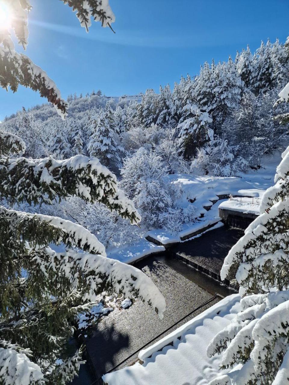 Jermuk Villa Imperial Esterno foto